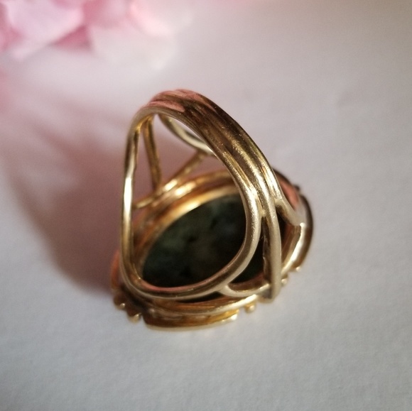Antique 14k Genuine Jade Carved Ring - Picture 3 of 8